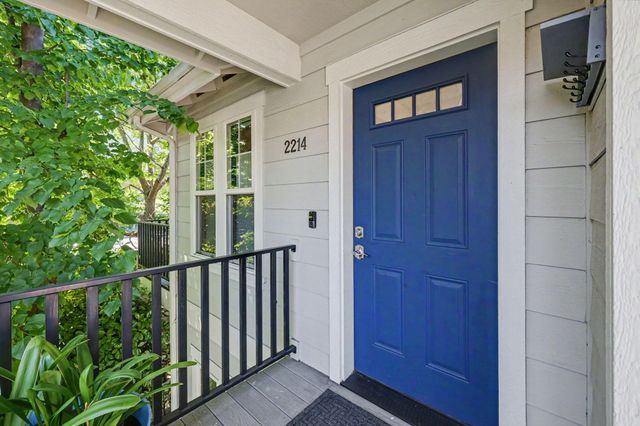 2214 McCall Drive, Ashland, OR 97520