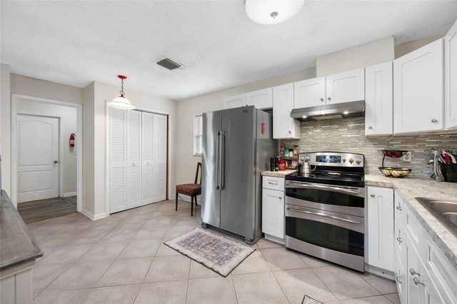 7128 64TH WAY N, Pinellas Park, FL 33781