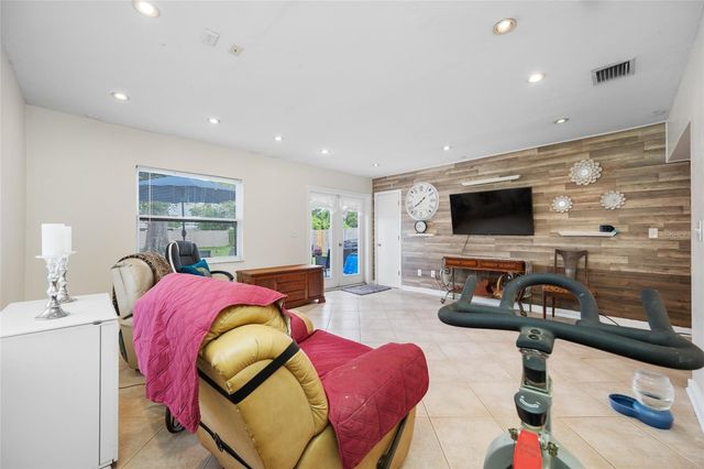 7128 64TH WAY N, Pinellas Park, FL 33781
