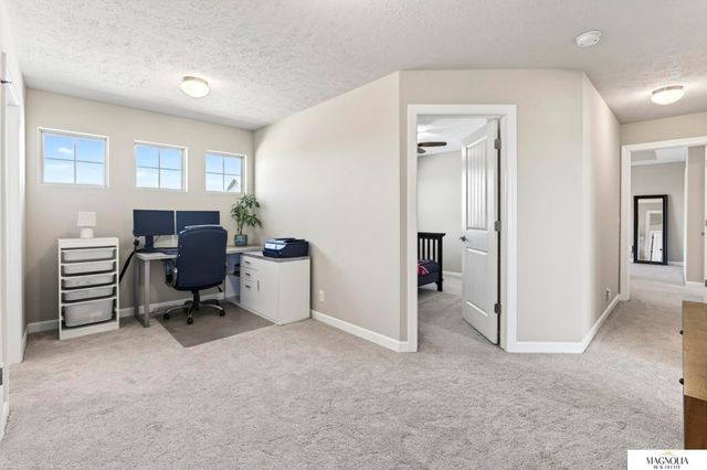 19875 L Street, Omaha, NE 68135