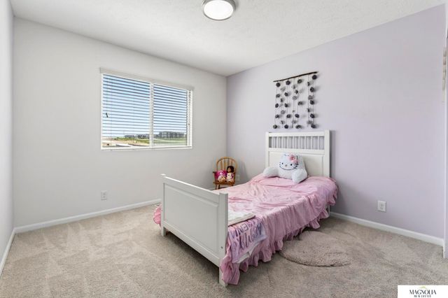 19875 L Street, Omaha, NE 68135