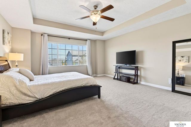 19875 L Street, Omaha, NE 68135