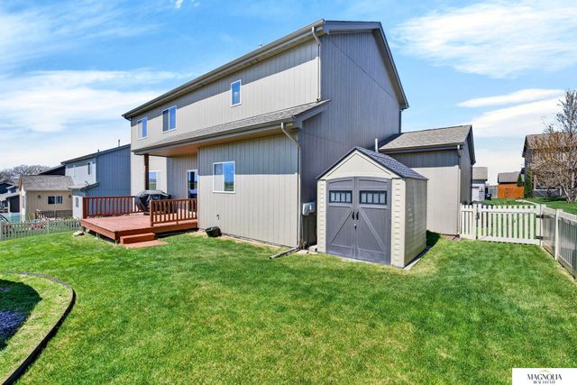 19875 L Street, Omaha, NE 68135