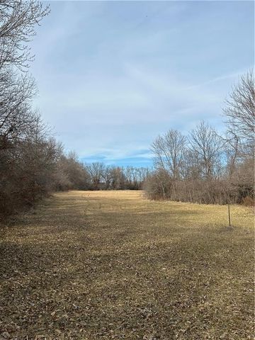 117 W South Street, Richmond, MO 64085
