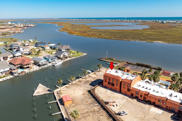 411 Sailfish Lane 101, Freeport, TX 77541