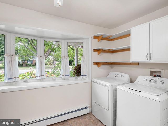 207 SUNSET RD, Newark, DE 19711