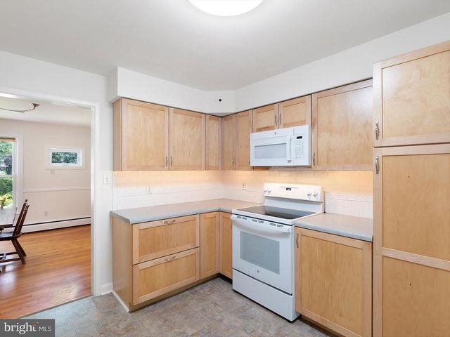 207 SUNSET RD, Newark, DE 19711