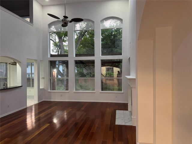 2105 Woodview Drive, Flower Mound, TX 75028
