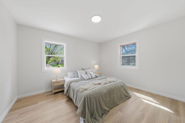 878 Jefferson Street, Prescott, WI 54021