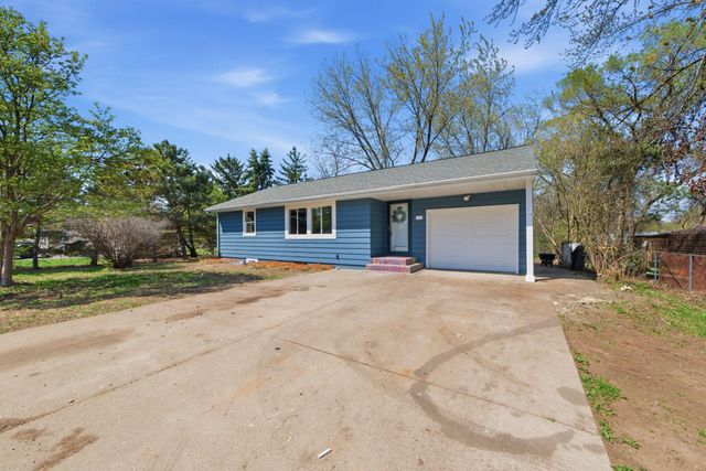 878 Jefferson Street, Prescott, WI 54021