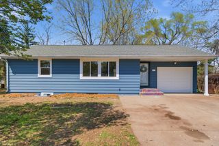 878 Jefferson Street, Prescott, WI 54021