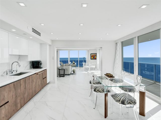 350 S Ocean Boulevard Ph-A, Boca Raton, FL 33432