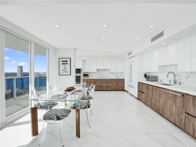 350 S Ocean Boulevard Ph-A, Boca Raton, FL 33432