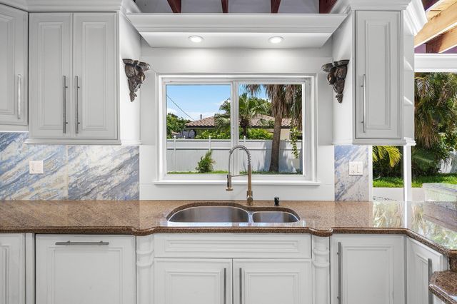 333 NE 24TH Street, Boca Raton, FL 33431