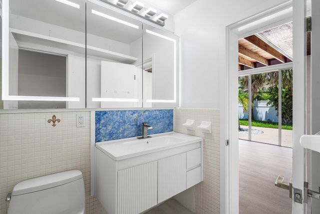 333 NE 24TH Street, Boca Raton, FL 33431