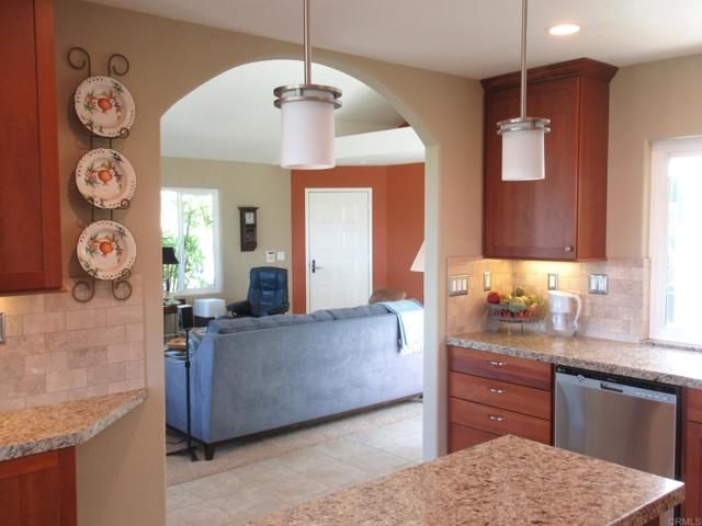 4913 Alicante Way, Oceanside, CA 92056