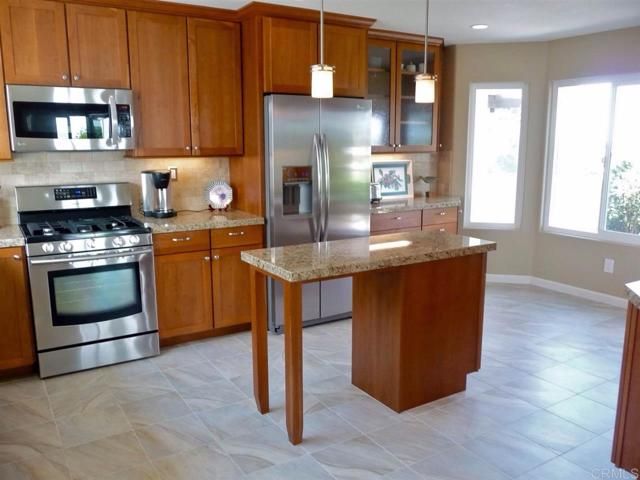 4913 Alicante Way, Oceanside, CA 92056