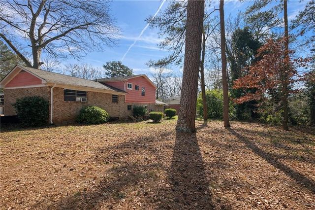 3919 Bressler Circle, Decatur, GA 30035