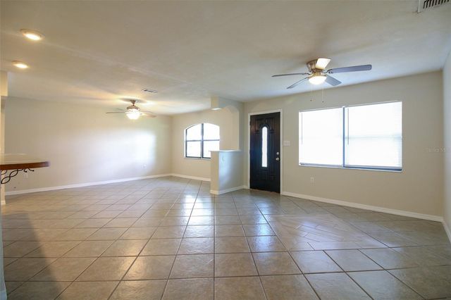 5619 6TH STREET SE, Highland City, FL 33846