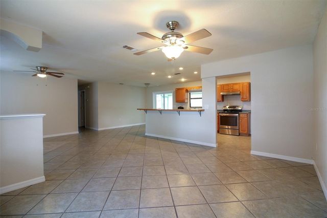5619 6TH STREET SE, Highland City, FL 33846