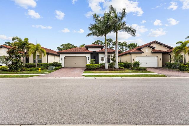 352 TOSCAVILLA BOULEVARD, Nokomis, FL 34275