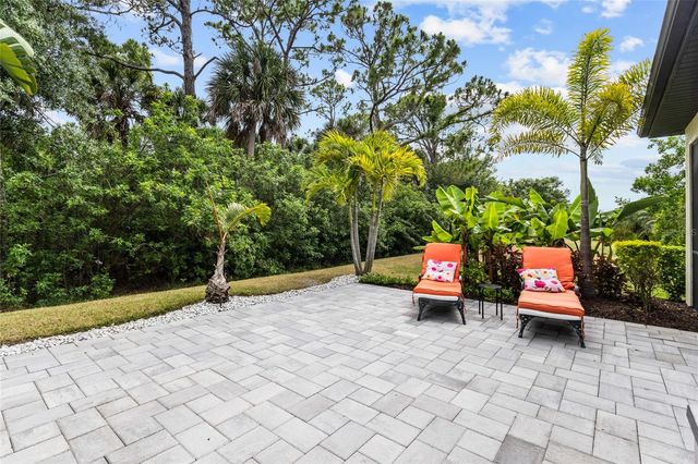 352 TOSCAVILLA BOULEVARD, Nokomis, FL 34275