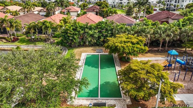 352 TOSCAVILLA BOULEVARD, Nokomis, FL 34275