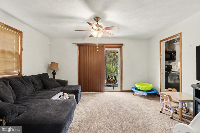 1252 BARLEY CORN SQ, Harrisburg, PA 17112