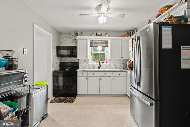 1252 BARLEY CORN SQ, Harrisburg, PA 17112