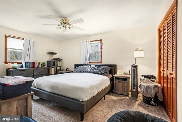 1252 BARLEY CORN SQ, Harrisburg, PA 17112