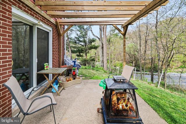 1252 BARLEY CORN SQ, Harrisburg, PA 17112