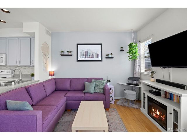 7454 E 28th Ave 3, Denver, CO 80238