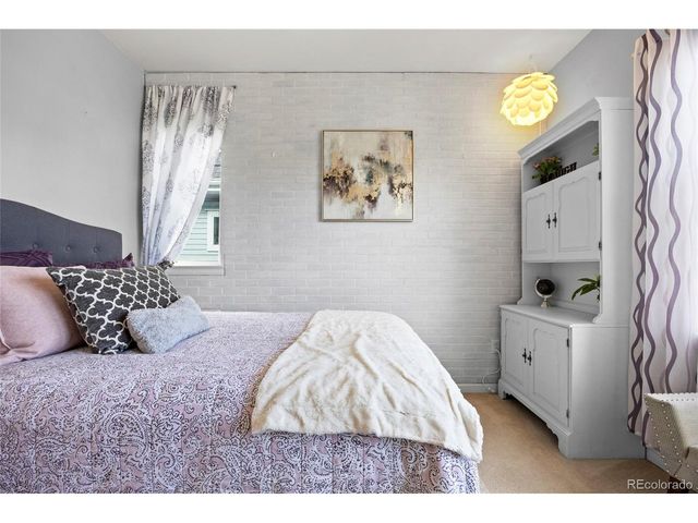 7454 E 28th Ave 3, Denver, CO 80238