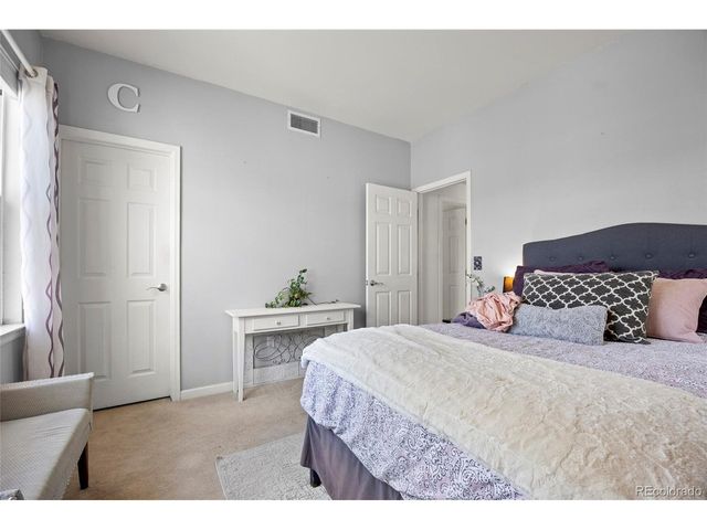 7454 E 28th Ave 3, Denver, CO 80238