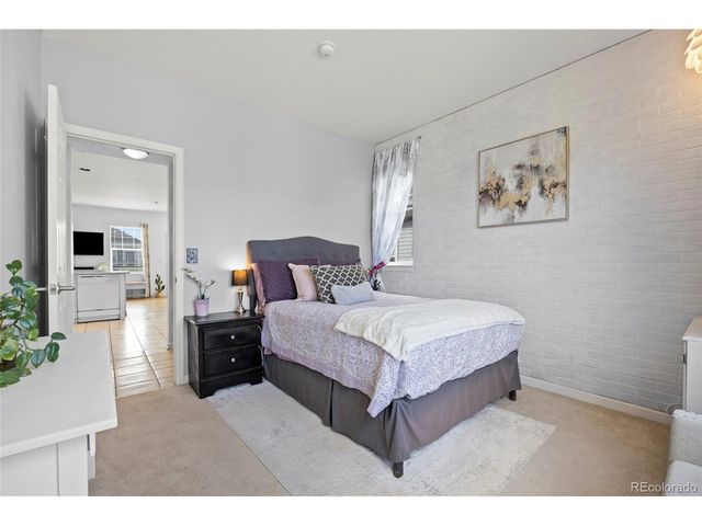 7454 E 28th Ave 3, Denver, CO 80238