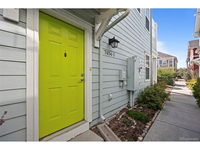 7454 E 28th Ave 3, Denver, CO 80238