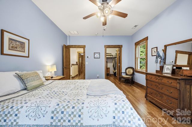 101 Reeds Creek Road, Fairview, NC 28730