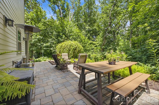 101 Reeds Creek Road, Fairview, NC 28730