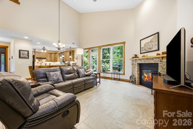 101 Reeds Creek Road, Fairview, NC 28730