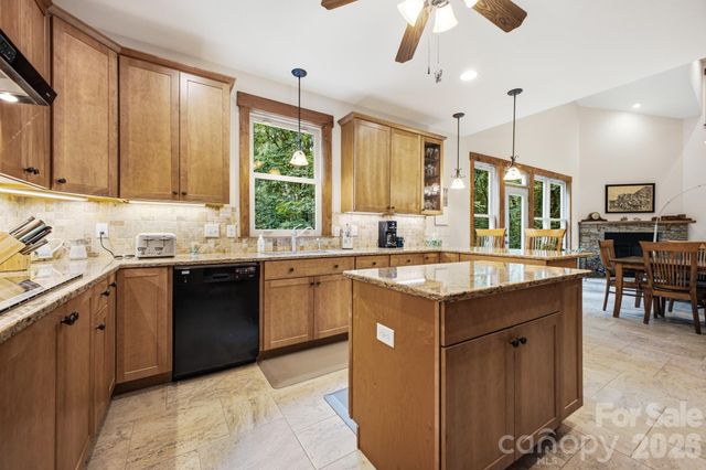 101 Reeds Creek Road, Fairview, NC 28730