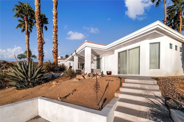 47410 Via Cordova, La Quinta, CA 92253