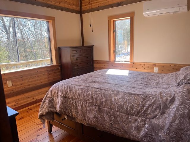 185 Black Cat Rd, Plymouth, MA 02360