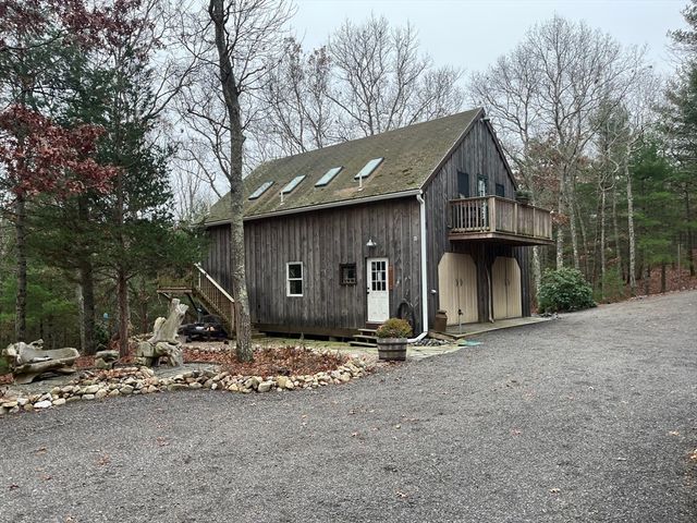 185 Black Cat Rd, Plymouth, MA 02360
