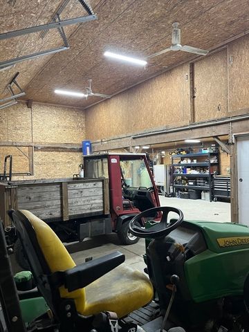 185 Black Cat Rd, Plymouth, MA 02360