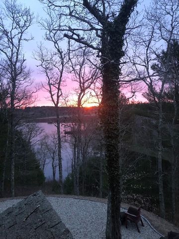 185 Black Cat Rd, Plymouth, MA 02360