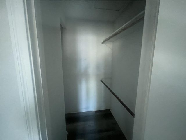 7402 Alabonson Rd 309, Houston, TX 77088