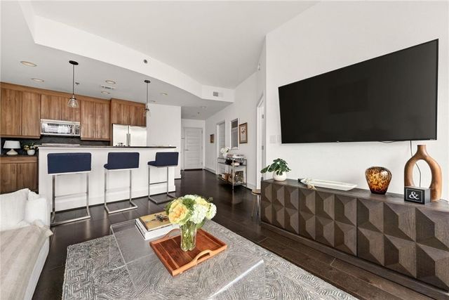 1080 Peachtree Street NE 1314, Atlanta, GA 30309