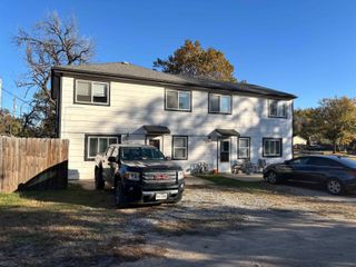 4702-4704 W Murdock St, Wichita, KS 67212