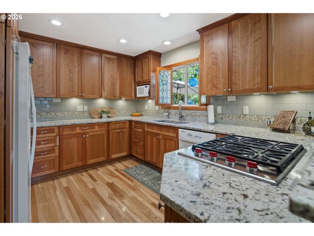 3415 Sw 116TH Ave, Beaverton, OR 97005