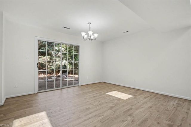 162 Hidden Lake PL, Newport News, VA 23602